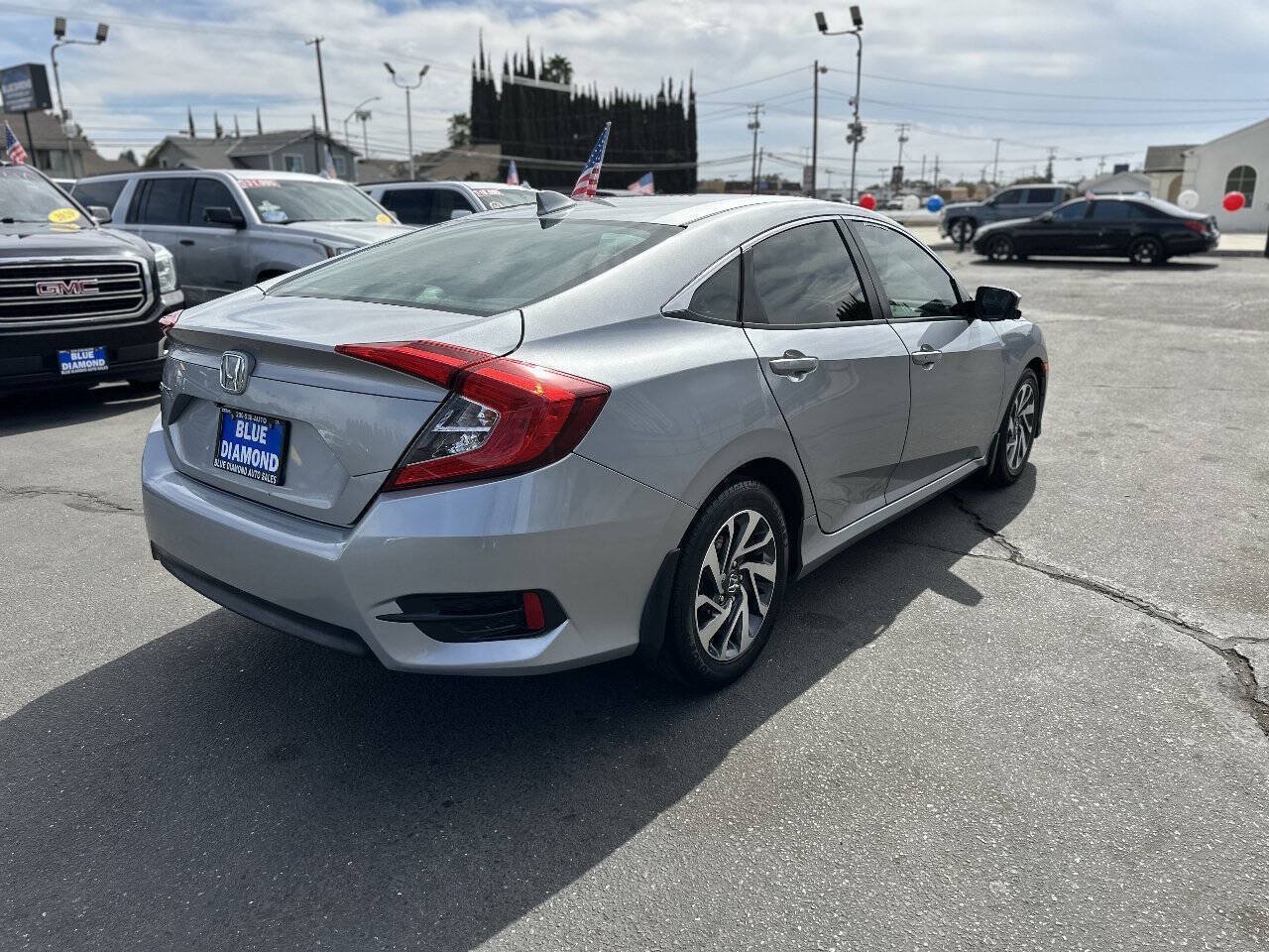 Used 2018 Honda Civic EX image 6