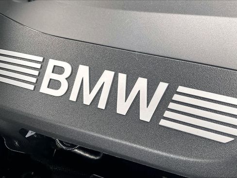 New 2026 BMW X5 xDrive50e w/ Premium Package AWD/4WD image 17