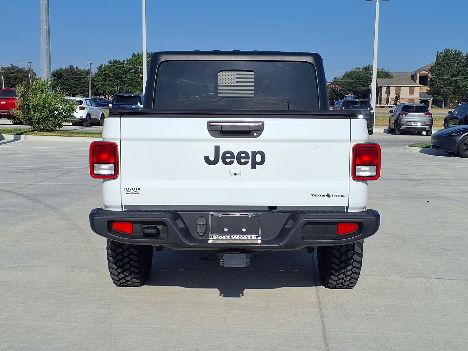 Used 2023 Jeep Gladiator Sport AWD/4WD image 8