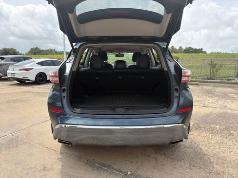 Used 2017 Nissan Murano SL w/ Cargo Package FWD image 6