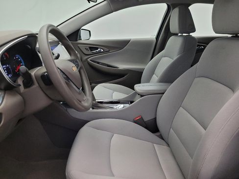 Used 2020 Chevrolet Malibu LT FWD image 17