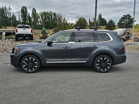 Used 2023 Kia Telluride SX Prestige AWD/4WD image 2