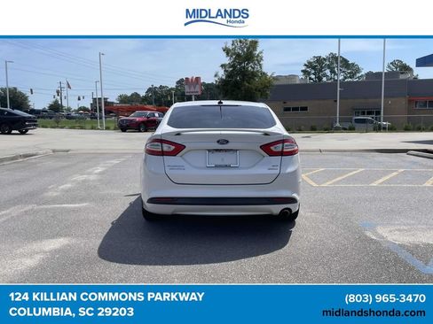 Used 2016 Ford Fusion SE w/ Equipment Group 201A FWD image 5