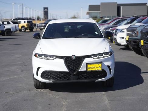 Used 2024 Alfa Romeo Tonale Veloce w/ Premium Interior Package image 3