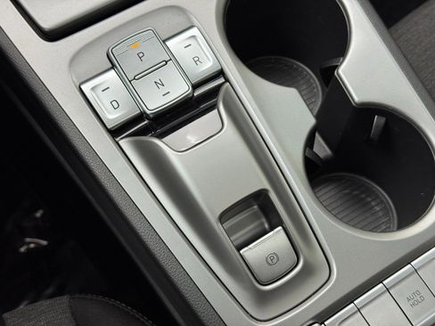 Used 2022 Hyundai Kona SEL w/ Convenience Package image 26