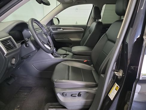 Used 2022 Volkswagen Atlas SE AWD/4WD image 12
