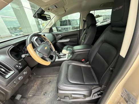 Used 2022 Chevrolet Colorado ZR2 AWD/4WD image 9