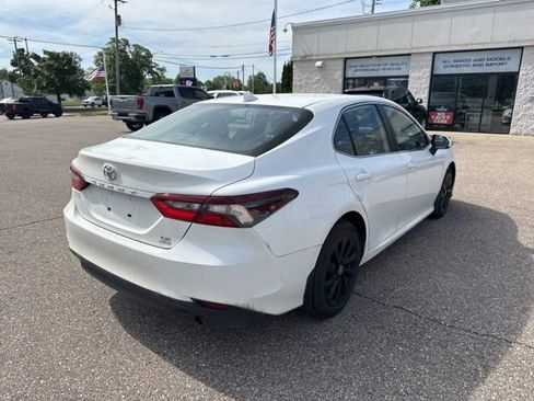 Used 2023 Toyota Camry LE AWD/4WD image 10