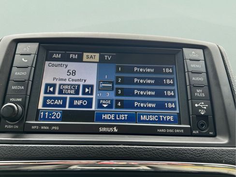 Used 2013 Dodge Grand Caravan SXT w/ UConnect Hands-Free Group FWD image 30