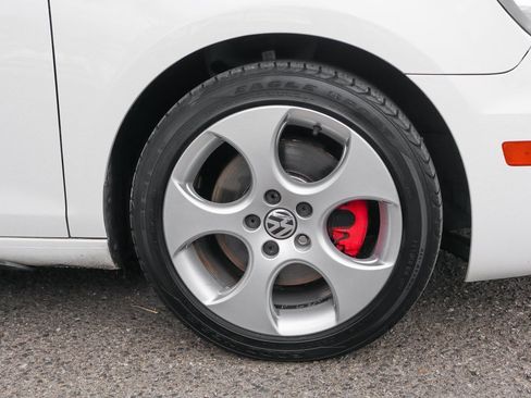 Used 2010 Volkswagen GTI 4-Door image 38