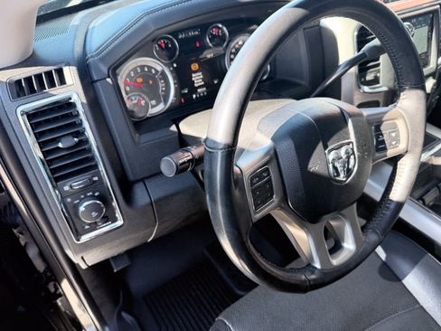 Used 2018 RAM 2500 Laramie AWD/4WD image 18