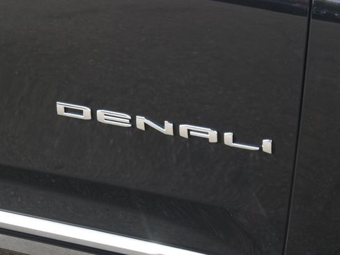 New 2026 GMC Yukon XL Denali image 10