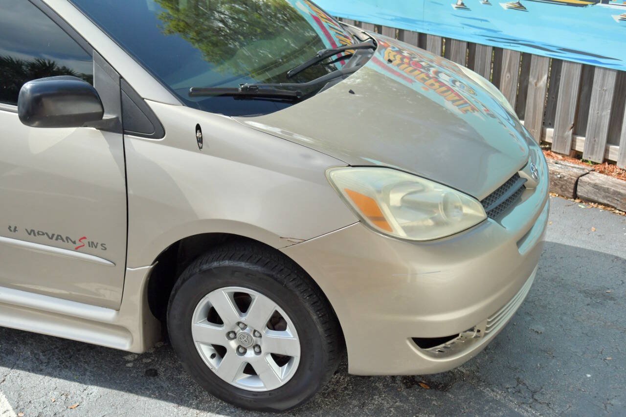 Used 2005 Toyota Sienna LE w/ Assistance Pkg 2 FWD image 38