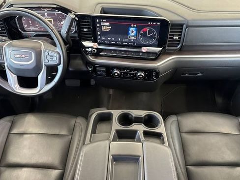 Used 2025 GMC Sierra 1500 SLT AWD/4WD image 15