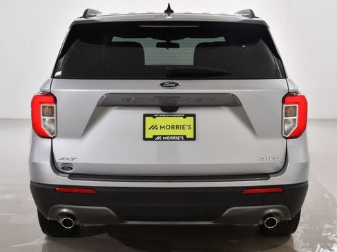 Used 2022 Ford Explorer XLT w/ Equipment Group 202A image 13