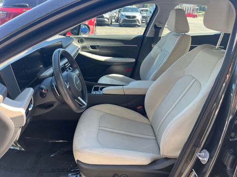 Used 2025 Hyundai Sonata SEL FWD image 27