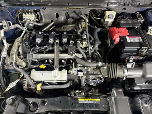 Certified 2020 Nissan Kicks SR w/ SR Premium Package FWD image 30