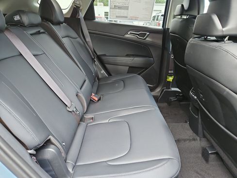 New 2026 Kia Sportage AWD Hybrid image 17