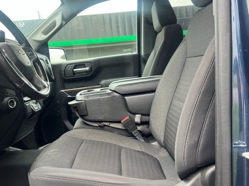 Used 2022 Chevrolet Silverado 1500 LT image 12