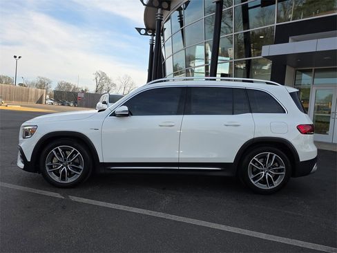 Used 2022 Mercedes-Benz GLB 35 AMG 4MATIC image 2