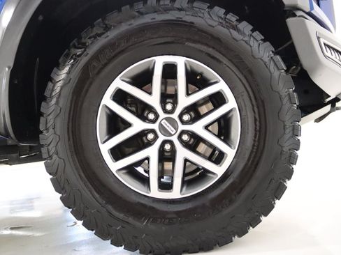 Used 2018 Ford F150 Raptor w/ Equipment Group 802A Luxury AWD/4WD image 96