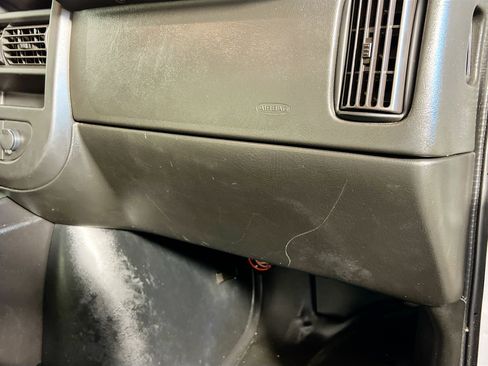 Used 2021 Chevrolet Express 2500 Work Van w/ Communications Package image 31