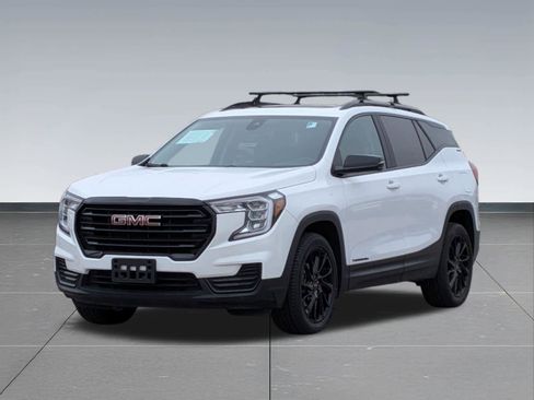 Used 2023 GMC Terrain SLE w/ Driver Convenience Package AWD/4WD image 9