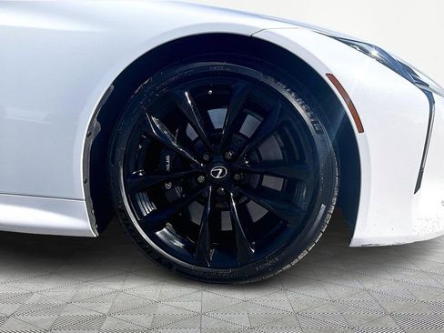 Used 2018 Lexus LC 500 Coupe w/ Sport Package image 9