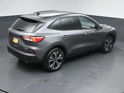 Certified 2022 Ford Escape SE w/ SE Sport Appearance Package AWD/4WD image 47