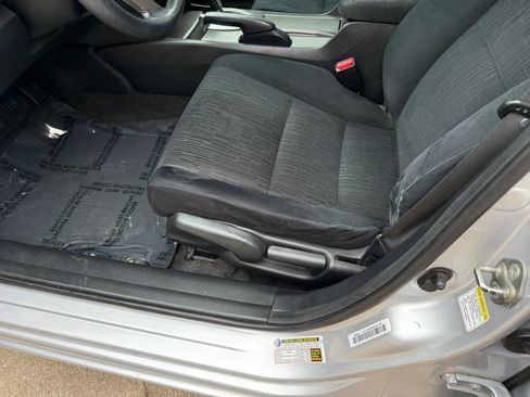 Used 2011 Honda Accord LX image 9