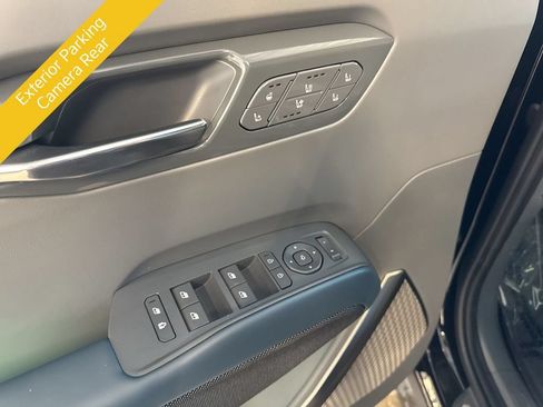 Certified 2024 Kia EV9 GT-Line AWD/4WD image 17