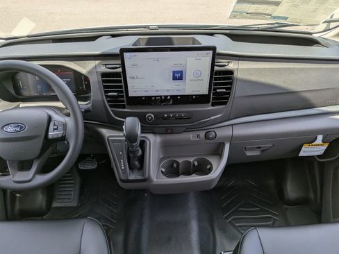 New 2026 Ford Transit 250 148 Medium Roof RWD image 15