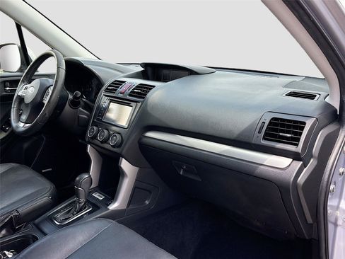 Used 2015 Subaru Forester 2.5i Touring w/ Eyesight & Navigation System AWD/4WD image 29