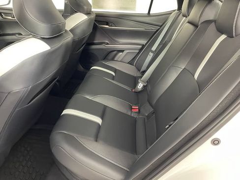 New 2026 Toyota Camry Hybrid AWD/4WD image 9