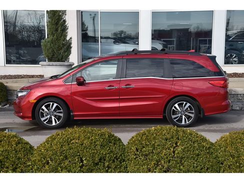 Used 2024 Honda Odyssey Touring image 6