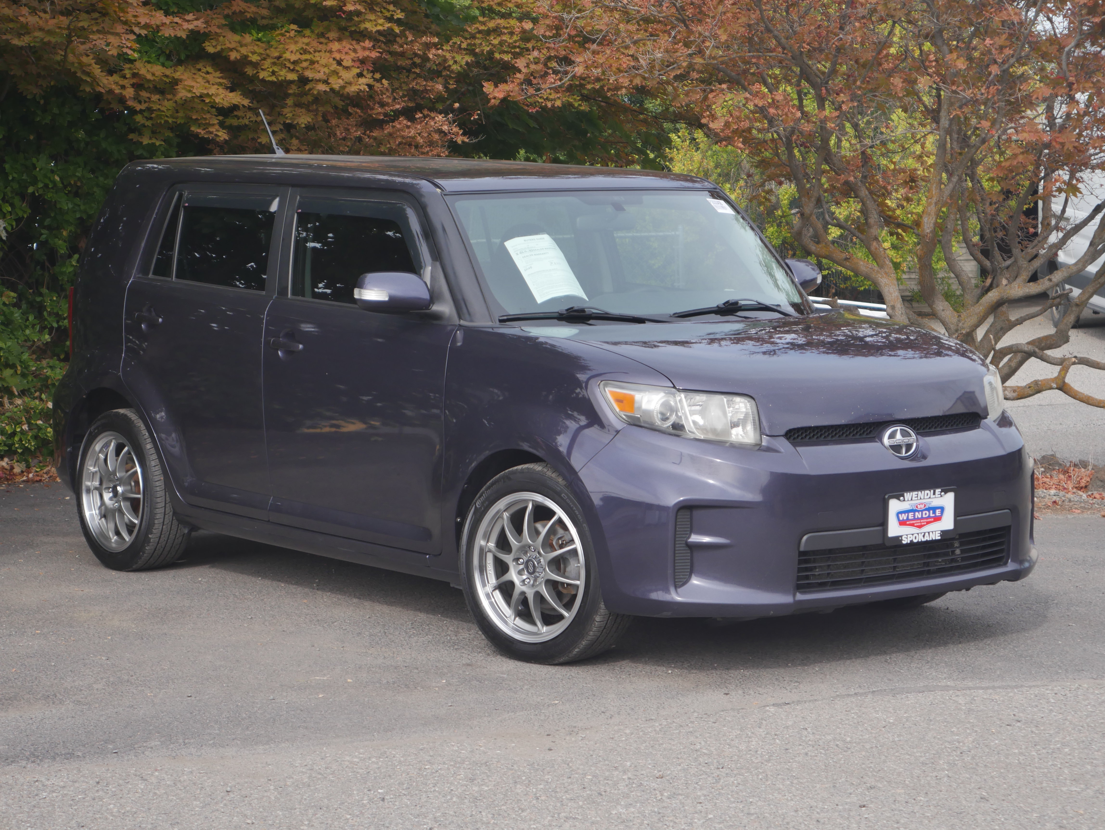 Used 2012 Scion xB FWD image 26