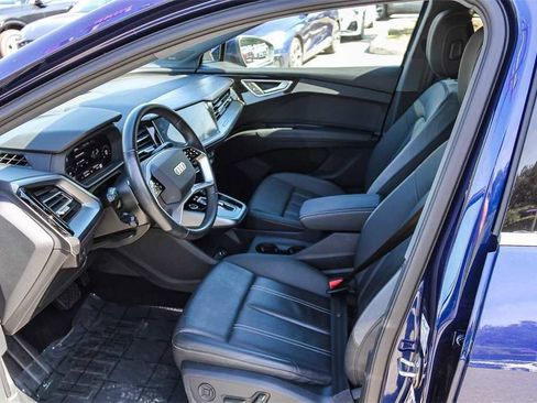 Used 2024 Audi Q4 e-tron Premium Plus image 19
