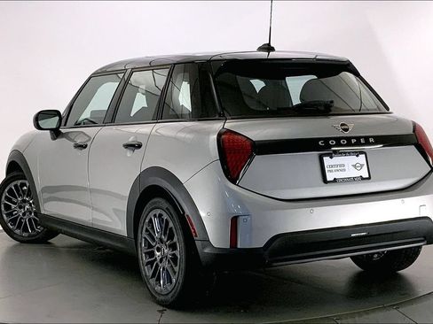 Certified 2026 MINI Cooper 4-Door Hardtop FWD image 10
