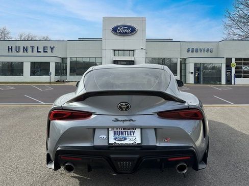 Used 2020 Toyota Supra Premium w/ Driver Assist Package image 5