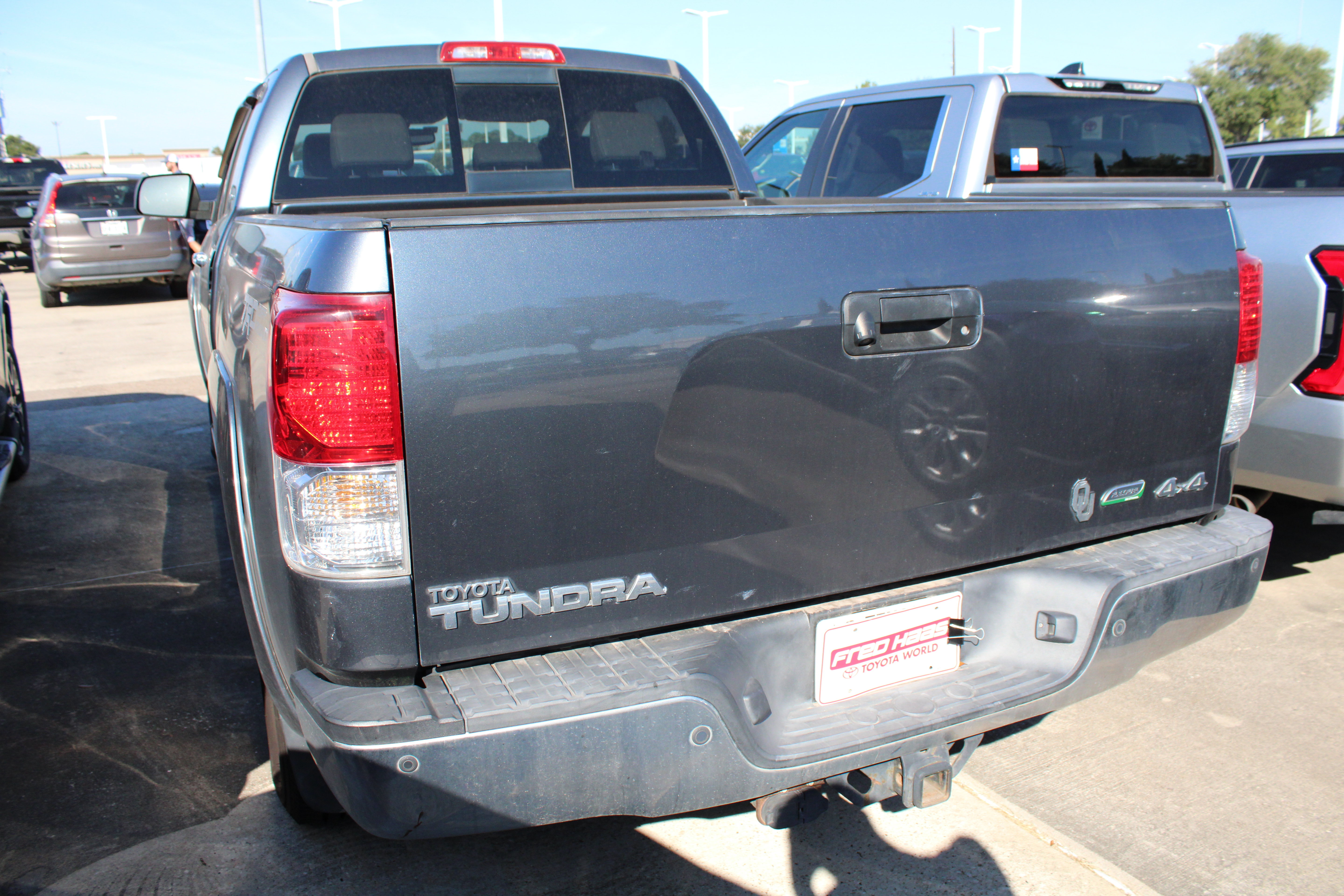 Used 2010 Toyota Tundra Limited AWD/4WD image 8