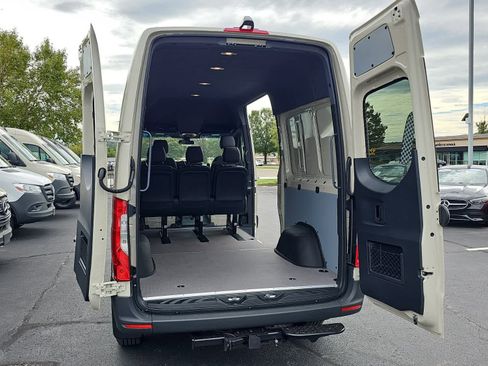 New 2026 Mercedes-Benz Sprinter 2500 image 9