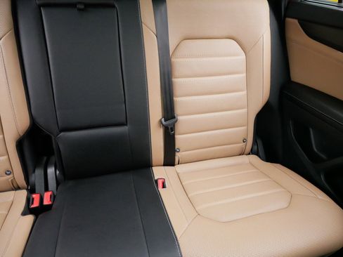 Certified 2025 Volkswagen Atlas Cross Sport SEL R-Line image 14