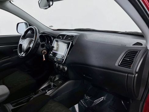 Used 2023 Mitsubishi Outlander Sport LE AWD/4WD image 34