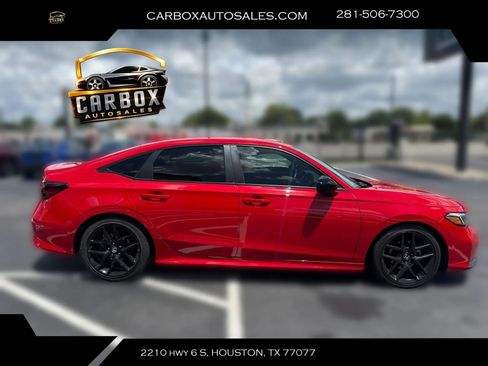 Used 2025 Honda Civic Sport image 6