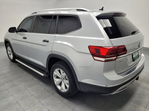 Used 2018 Volkswagen Atlas SEL FWD image 3