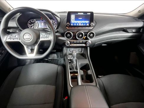 Used 2024 Nissan Sentra SV FWD image 15