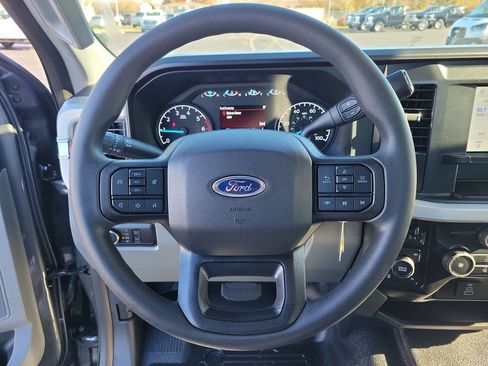 New 2026 Ford F250 XL w/ XL Off-Road Package image 22