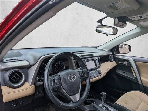 Used 2016 Toyota RAV4 XLE w/ Protection Package AWD/4WD image 9