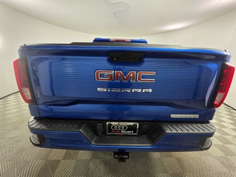 Used 2023 GMC Sierra 1500 Elevation w/ Elevation Premium Package AWD/4WD image 6