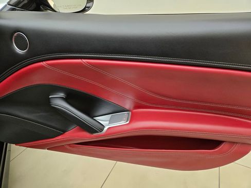 Used 2015 Ferrari California T RWD image 26